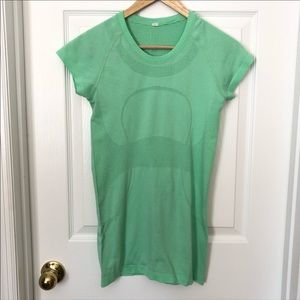 Lululemon swiftly tech tee